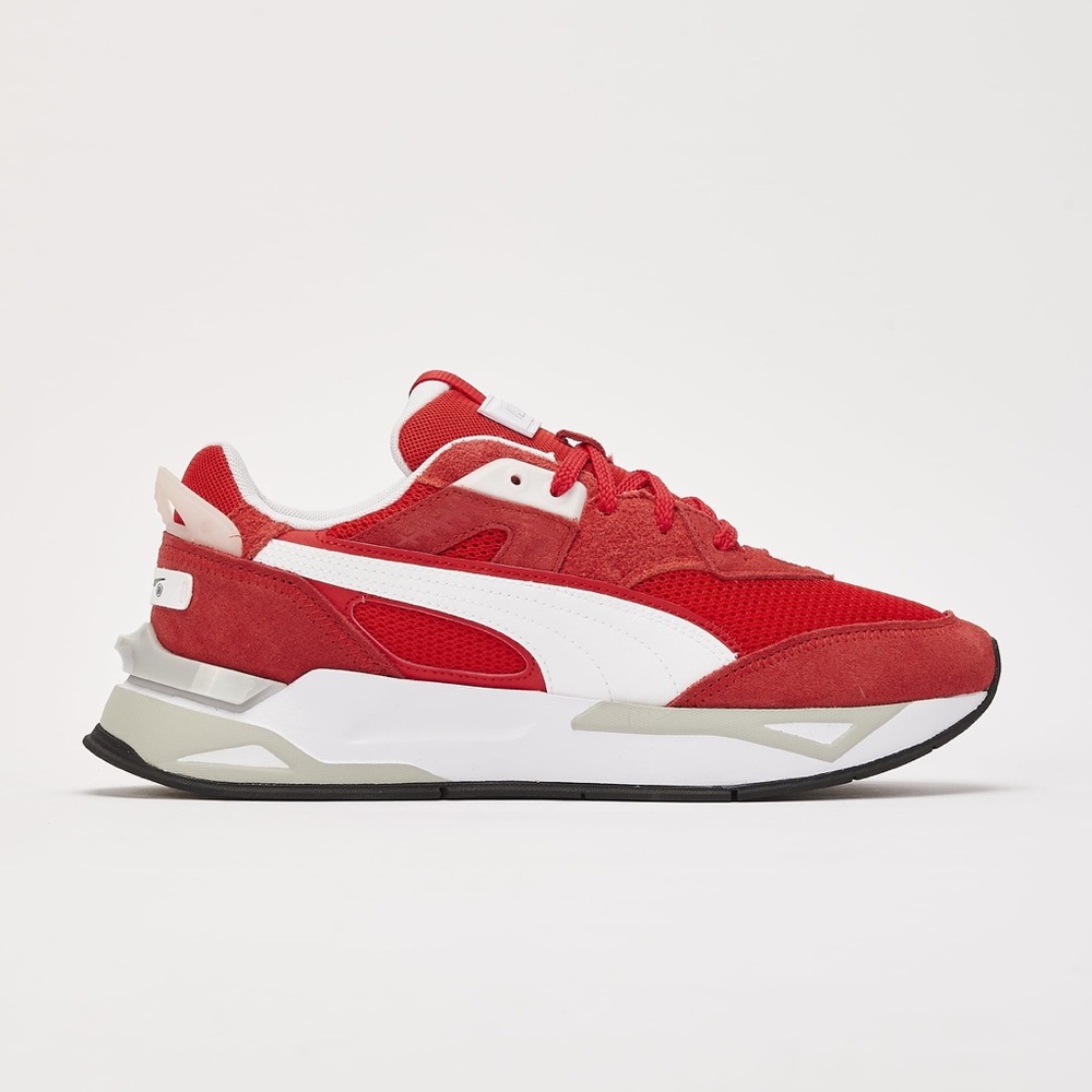 Women’s Puma Mirage Sport size 8